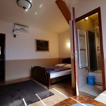 Nyilas Fogado Hotel Nyiregyhaza Luaran gambar