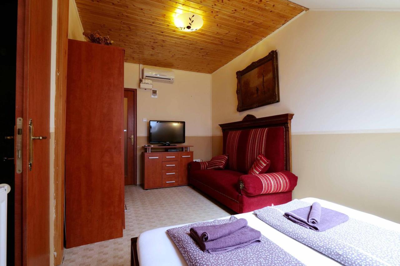 Nyilas Fogado Hotel Nyiregyhaza Luaran gambar