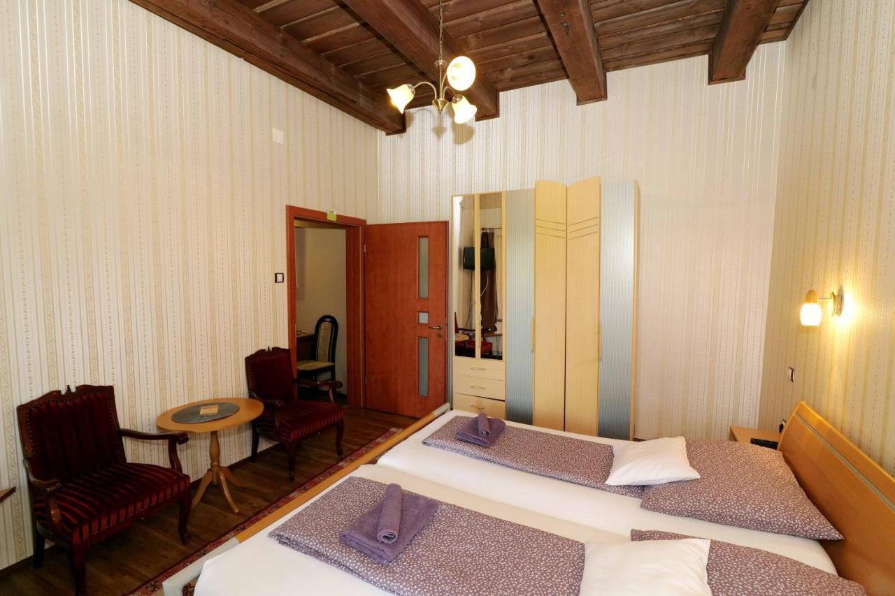 Nyilas Fogado Hotel Nyiregyhaza Luaran gambar