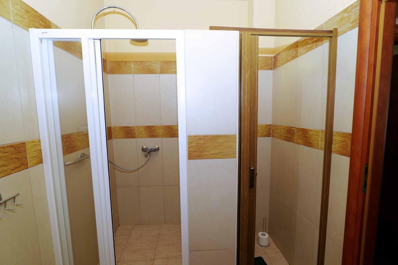 Nyilas Fogado Hotel Nyiregyhaza Luaran gambar